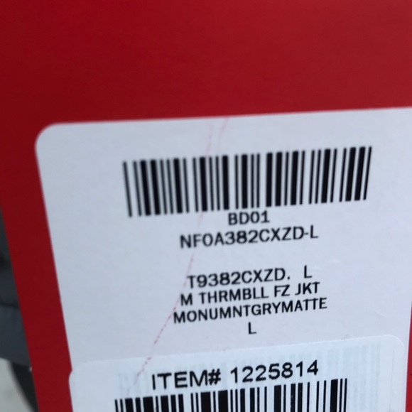 North Face Men’s Thermoball New size Large - Picture 5 of 5